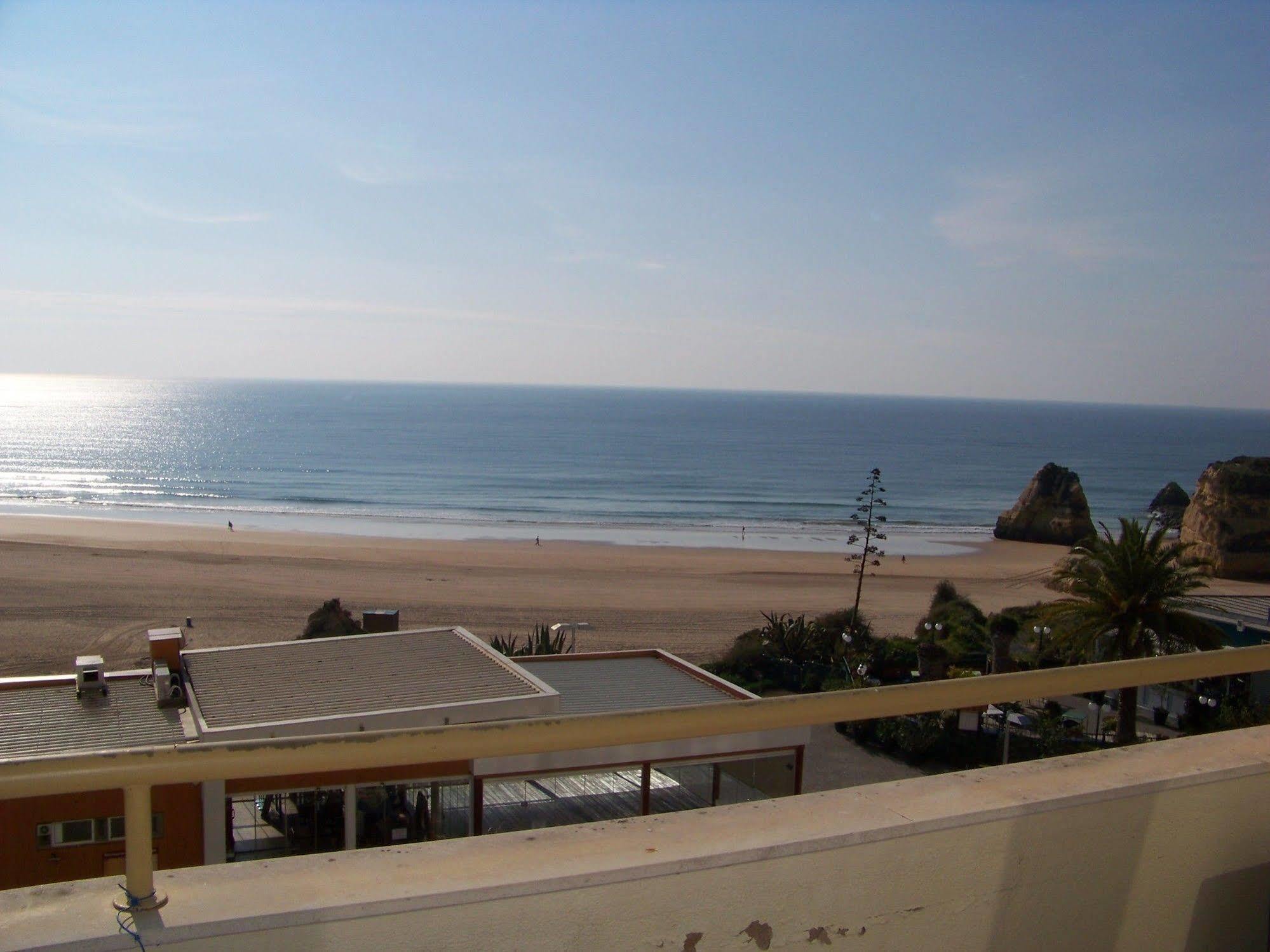 Apartamentos Varandas Da Rocha Portimao Exterior photo
